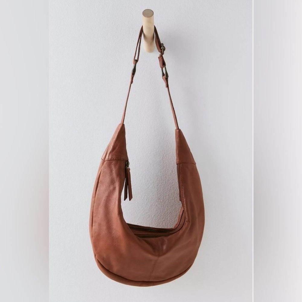 Free People Brown Leather Crescent Shoulder Bag - Picture 4 of 6